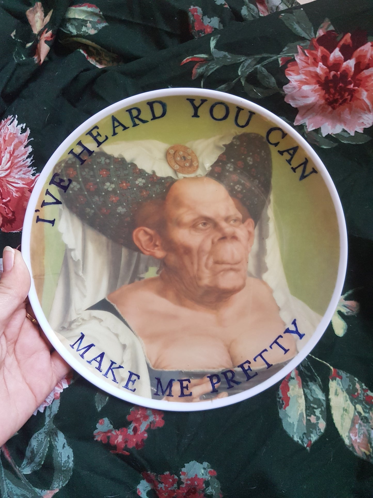 commission wall plate