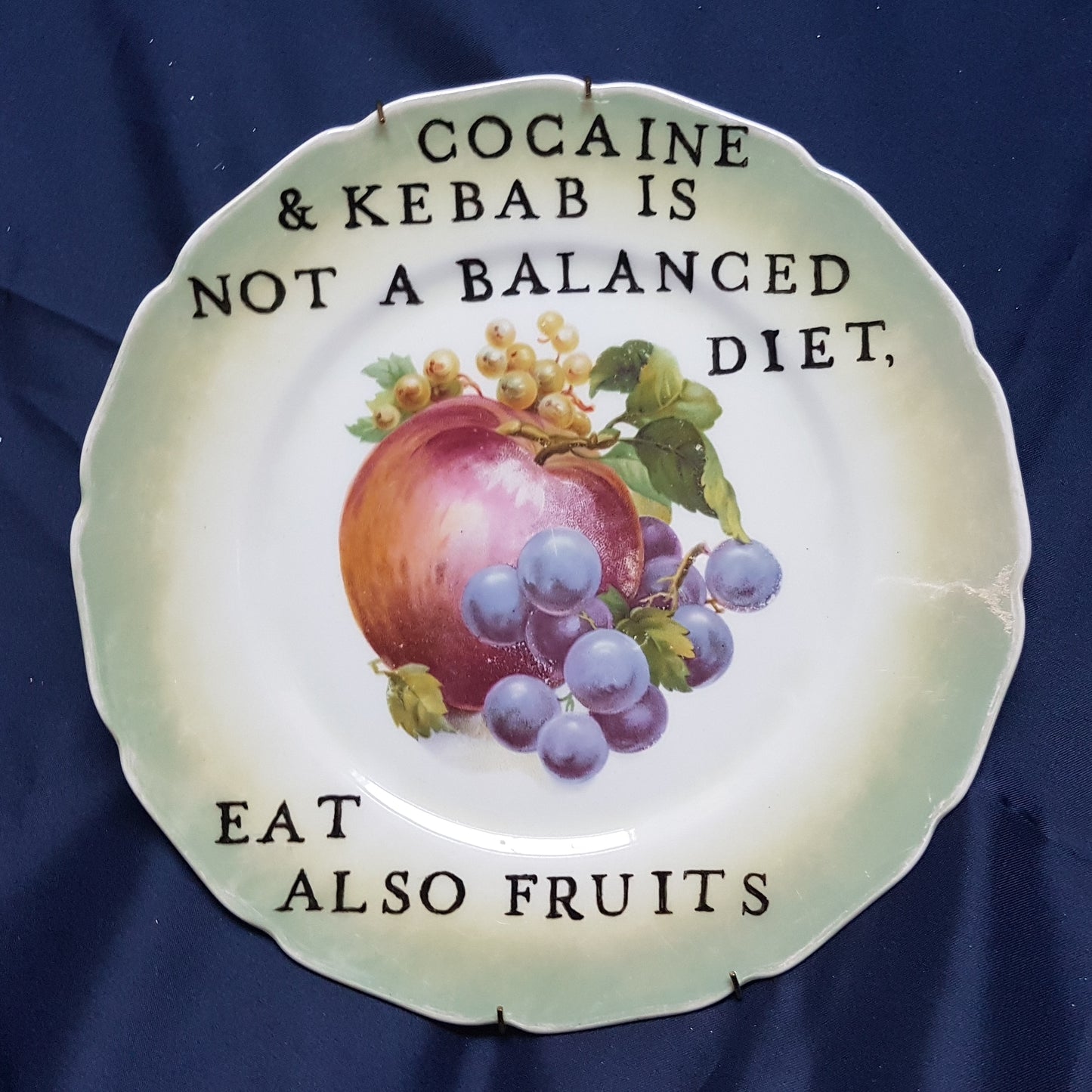 cocaine and kebab wall plate