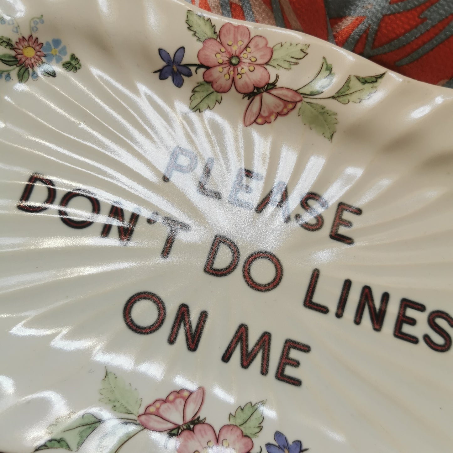 lines plate
