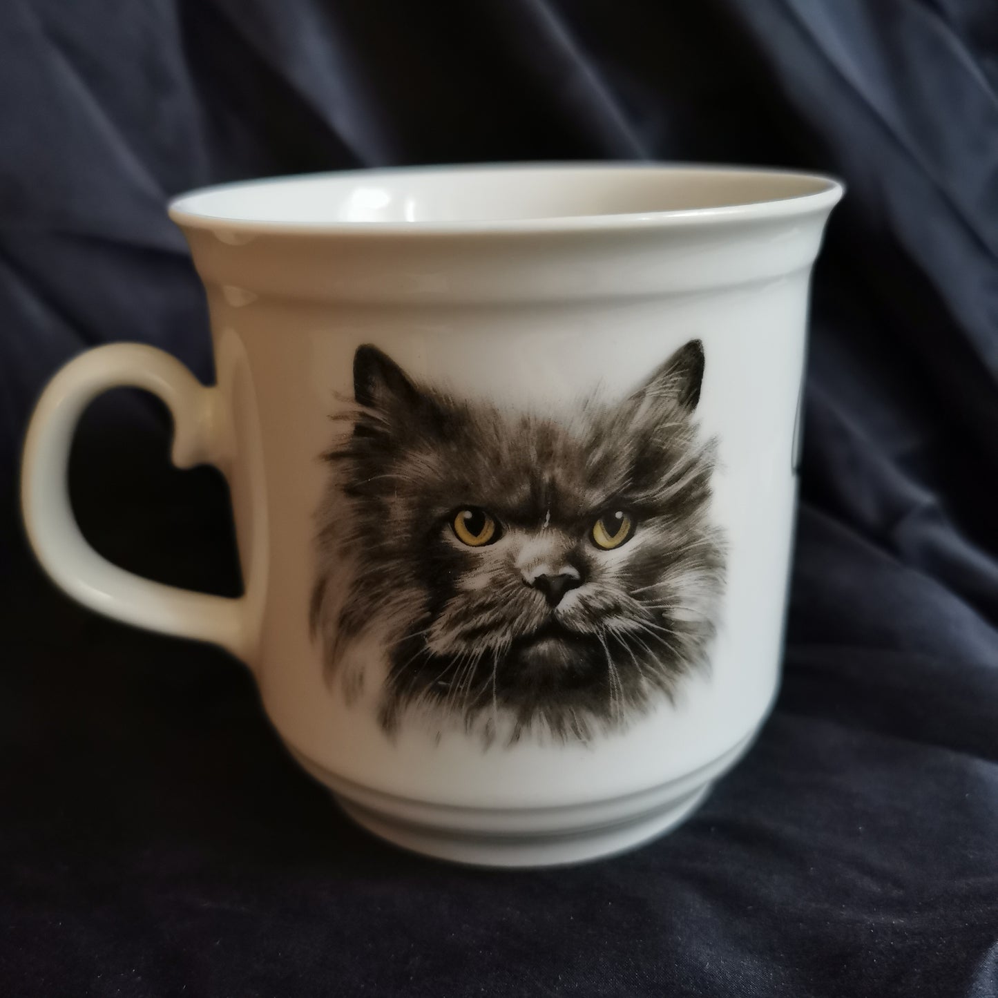 Upcycled mugs