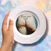 Load image into Gallery viewer, dishwasher and microwave safe dessert plate butt