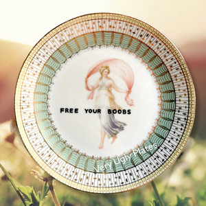 free your boobs wall plate